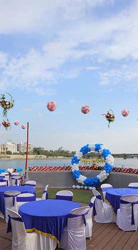 277x500-Party-Boat-Page-1