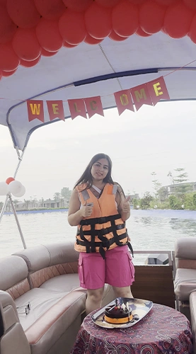 277x500-Pontoon-Image-10