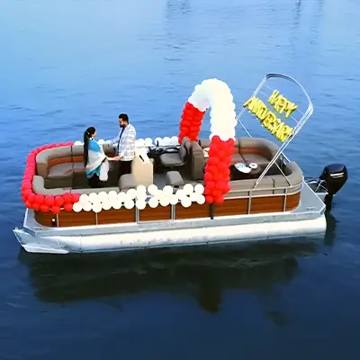 400 x 400 Ponton Boat