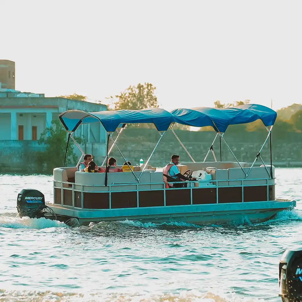 Pontoon-Boat_8_11zon