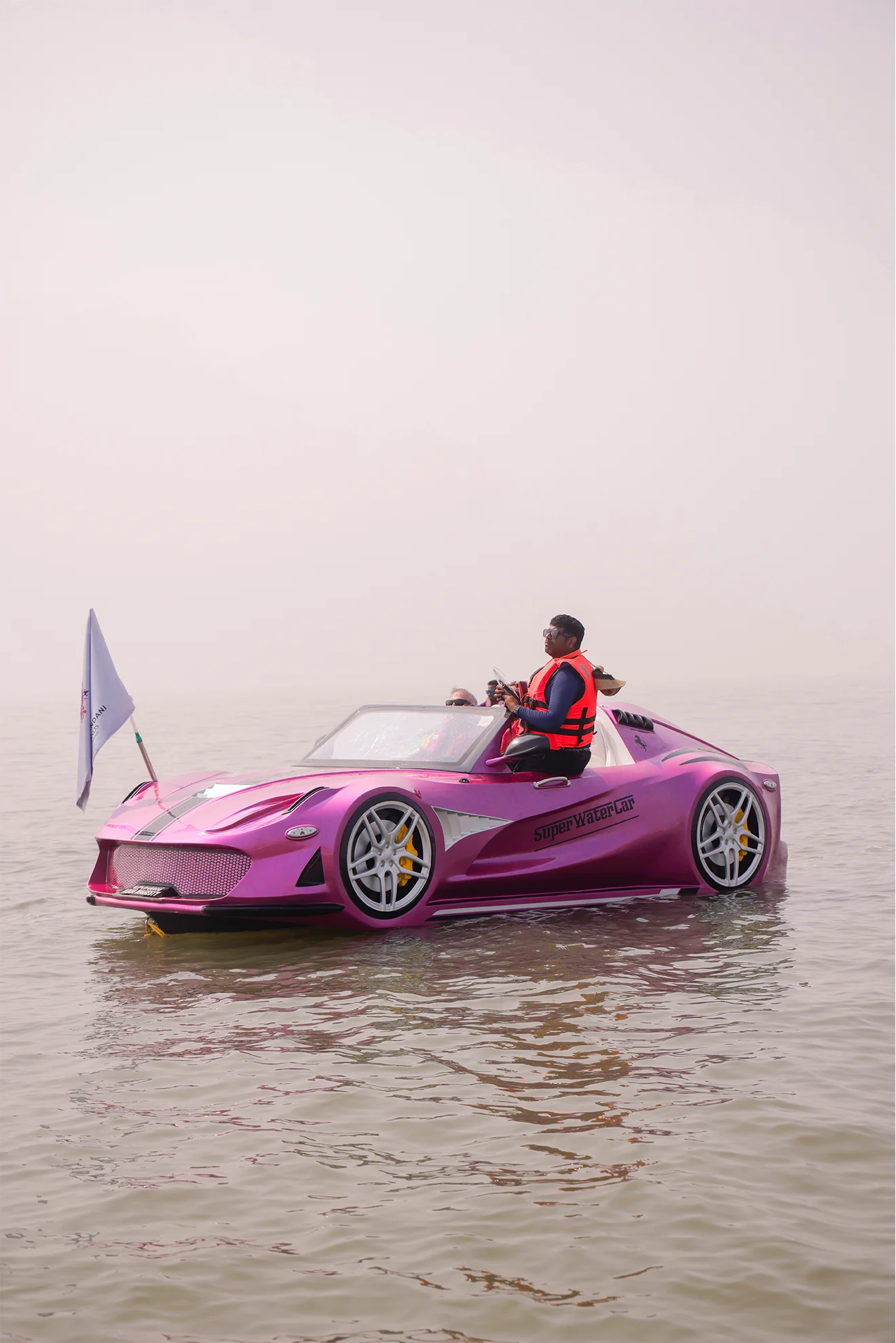 Jet Car(Ferrari) 1320 x 1978