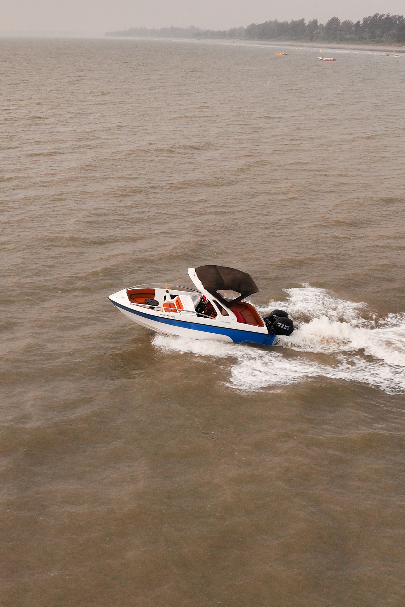 Speed Boat 1320 x 1978